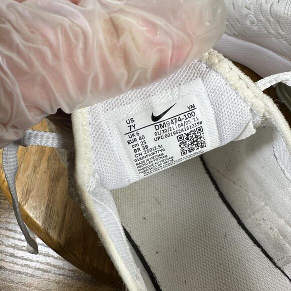 Nike Air Max 270 Shoes Womens Size 8.5 DM9474-100 Breathable Running Sneakers - Picture 9 of 9